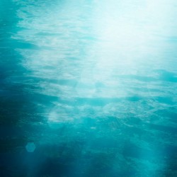 海水与水纹梦幻蓝色海洋背景高清图片