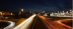 道路虚化背景图片现代简约大气夜晚道路海报背景高清图片