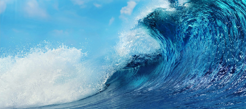 蓝色透明杯子海洋海浪背景摄影图片