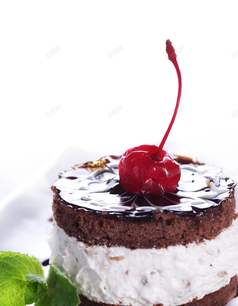 白色简约甜品海报背景jpg设计背景_新图网 https://ixintu.com 巧克力 慕斯蛋糕 水果 水果生日蛋糕素材图片素材 水果素材 水果蛋糕 生日 生日蛋糕 芝士蛋糕