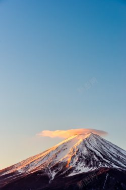 阳光景观壁纸蓝天白云阳光雪山壁纸高清图片