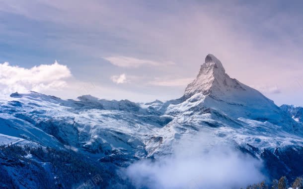 唯美雪山的海报背景jpg设计背景_新图网 https://ixintu.com 海报 背景 雪山