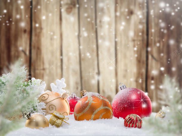 雪地上的圣诞球jpg设计背景_新图网 https://ixintu.com 其它类别 图片素材 圣诞球 圣诞节素材 圣诞节背景 圣诞节装饰品 新年背景 背景花边 雪地 雪地上的圣诞球图片 雪地上的圣诞球图片素材下载