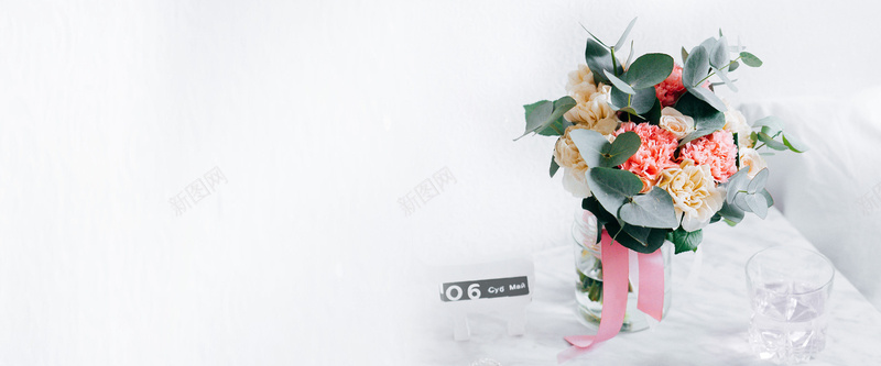 鲜花促销简约白色bannerpsd设计背景_新图网 https://ixintu.com banner 优惠 促销 家居 折扣 文艺 清新 白色 简约 节日 花店 花束 鲜花