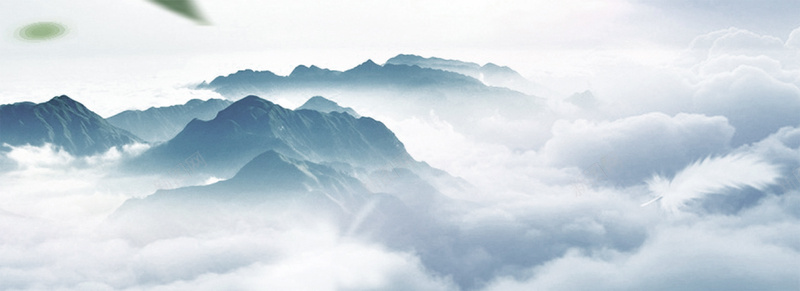 动物世界蓝色梦幻山峰云雾Banner摄影图片