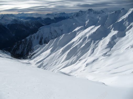 摄影创意磅礴大气的雪山摄影图片