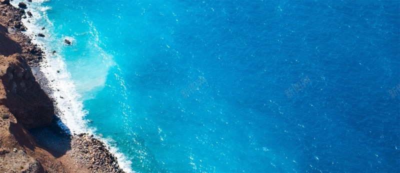 自然风光简约蓝色海面背景摄影图片