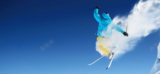 滑雪飞翔蓝色天空背景背景