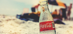 海洋瓶可口可乐高清图片