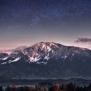 远山雪景壁纸背景