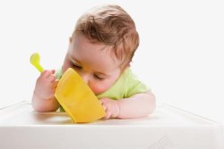黄发的小男宝宝吃饭宝宝高清图片