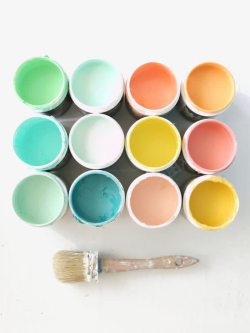 彩色油漆桶图片彩色油漆桶高清图片