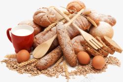 棕色木勺子各种面包牛奶鸡蛋麦穗高清图片