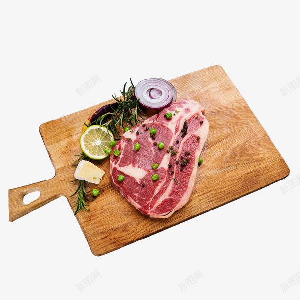 牛肉png免抠素材_新图网 https://ixintu.com 柠檬片 牛排 美食 肉类 菜板