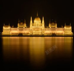 欧式夜景欧式建筑繁华都市夜景透明黄色光效高清图片