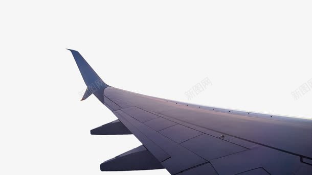 云端上的机翼摄影png免抠素材_新图网 https://ixintu.com 万里高空 客机 机翼 飞机 飞机飞翔