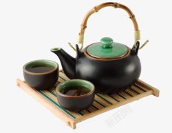 一个茶杯两个茶杯一个茶壶黑色带竹盘高清图片
