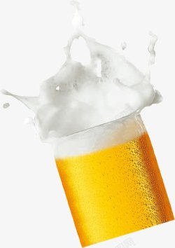 畅饮啤酒高清图片