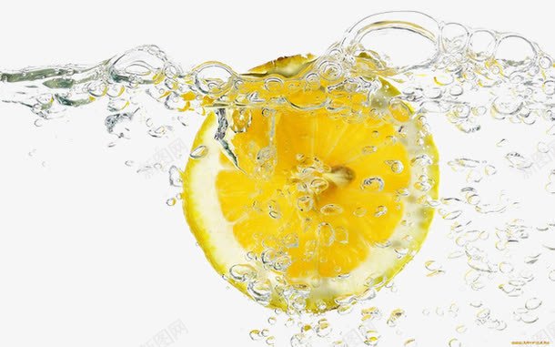 水柠檬片png免抠素材_新图网 https://ixintu.com 夏季清新水果 放入水里的柠檬片 柠檬 气泡 水 清新柠檬