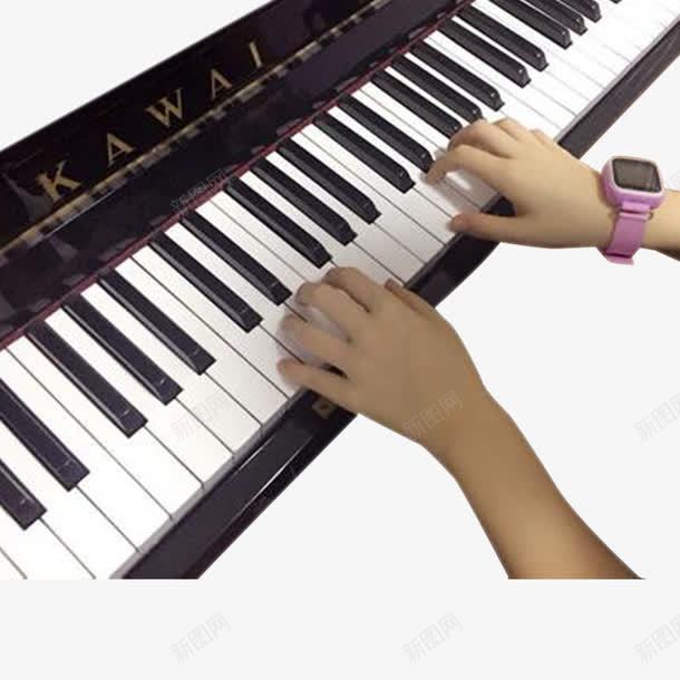 学生弹钢琴的手png免抠素材_新图网 https://ixintu.com 儿童弹钢琴 学生 学生的手 弹钢琴 弹钢琴的手 手表 琴键 钢琴 钢琴学习