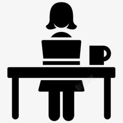 看电脑的女人操作电脑的女人图标高清图片