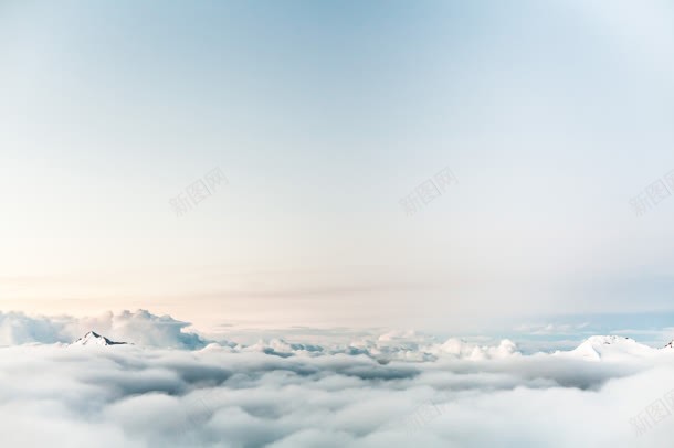 蓝天阳光厚厚的云层jpg设计背景_新图网 https://ixintu.com 云层 厚厚的 蓝天 阳光