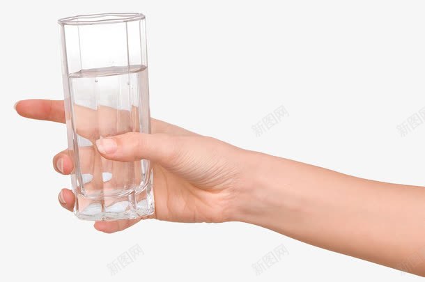 手拿水杯png免抠素材_新图网 https://ixintu.com 手 手拿水杯 水杯 玻璃 白开水 饮用水
