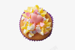粉黄色奶油做的小蛋糕实物素材