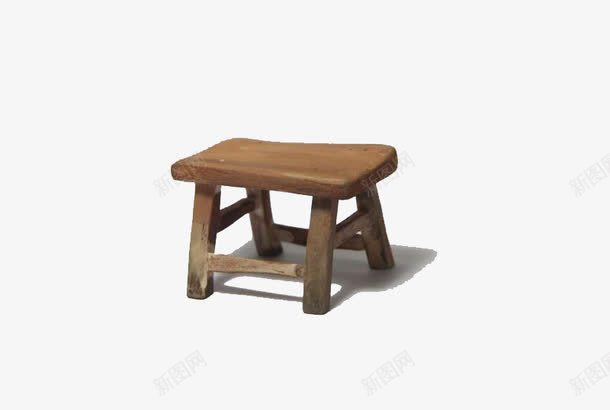 陈旧的木质小板凳png免抠素材_新图网 https://ixintu.com 古老 木质 板凳 残旧