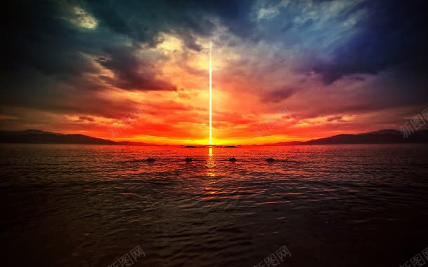 阳光升起时的海平面jpg设计背景_新图网 https://ixintu.com 升起 海平面 阳光