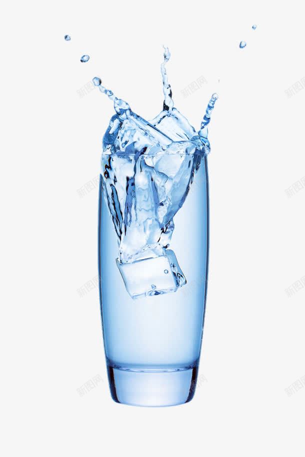 玻璃杯中的冰水png免抠素材_新图网 https://ixintu.com png图片 免费png元素 冰块 冰块杯水 冰水 杯子 装饰 高清免费png