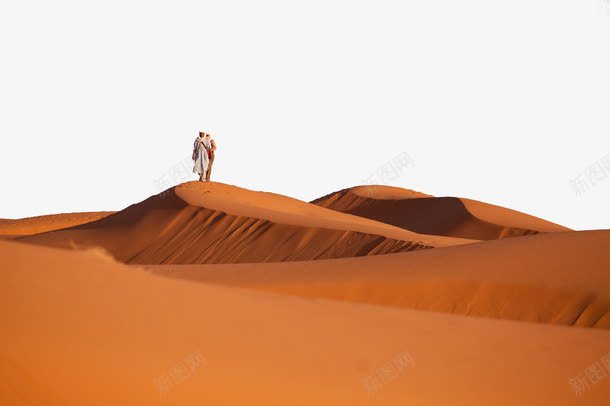 沙漠上的行人png免抠素材_新图网 https://ixintu.com 橘黄色 自然 西域