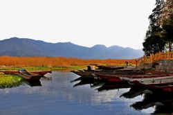 渔船免扣实物图云南泸沽湖停靠的小船高清图片