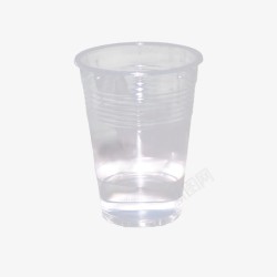 一次性水怀透明的水杯高清图片
