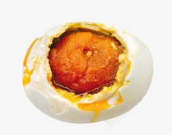 油黄剥壳的咸鸭蛋高清图片