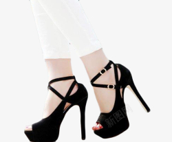白色裤子性感女人的脚黑色鞋子高清图片