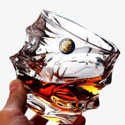优质无铅水晶玻璃威士忌杯洋酒杯波浪杯高清图片