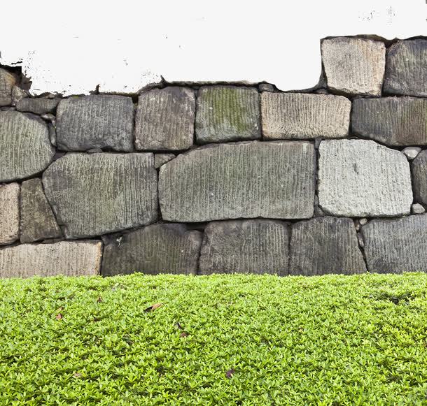 石块围墙与草坪png免抠素材_新图网 https://ixintu.com 墙草 大石头 嫩绿 石块 石墙 石墙外草坪 绿草 绿荫草坪