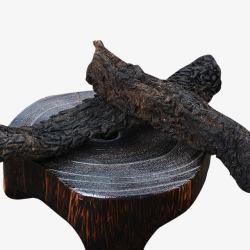 木桩上的猫头鹰木桩上的肉苁蓉高清图片
