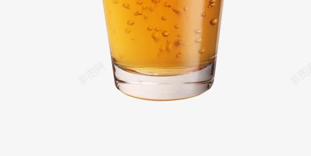 果汁png免抠素材_新图网 https://ixintu.com 玻璃杯 苹果汁 飞溅的苹果汁 饮料