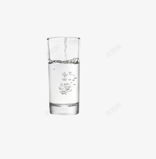 玻璃杯中的半杯水png免抠素材_新图网 https://ixintu.com 半杯水 实物 水 玻璃杯
