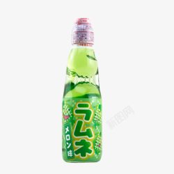 绿色瓶装齐藤哈密瓜味波子汽水高清图片