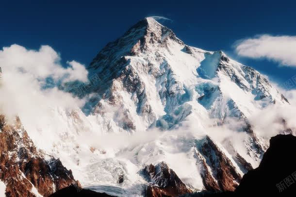 蓝天白云辽阔雪山jpg设计背景_新图网 https://ixintu.com 白云 蓝天 辽阔 雪山