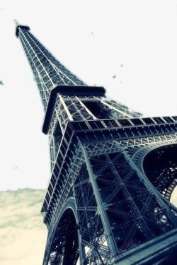 巴黎埃菲尔铁塔七素材