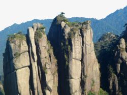 江西龙虎山景区花岗岩石柱高清图片