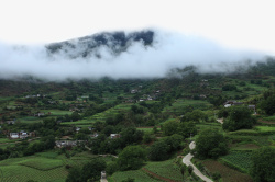 云海山峰人间美景高清图片