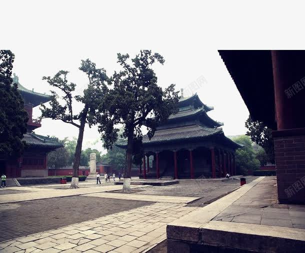 河北兴隆寺冷色调庭院png免抠素材_新图网 https://ixintu.com 兴隆寺 冷色调 庙宇 摄影 河北