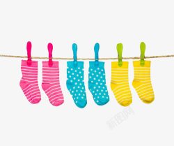 晒袜子晾晒的一排袜子高清图片