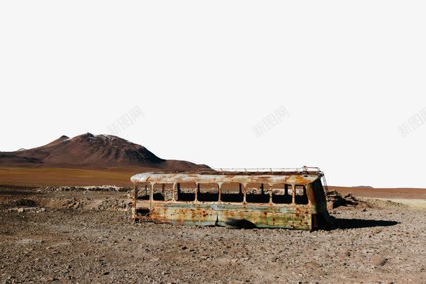 一辆废弃的公交车png免抠素材_新图网 https://ixintu.com 公交车 山头 废弃 戈壁