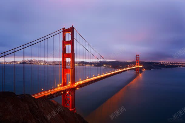 紫色天空夜晚城市大桥jpg设计背景_新图网 https://ixintu.com 城市 夜晚 大桥 天空 紫色
